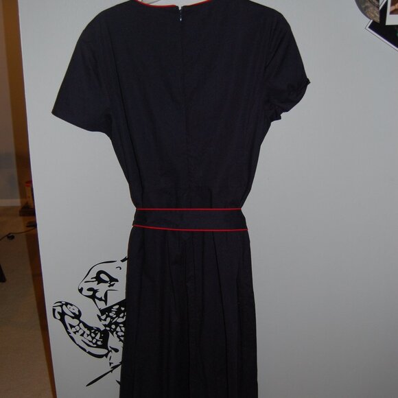 NEW BODEN NAVY AND RED SIZE 14 DRESS - Picture 4 of 4